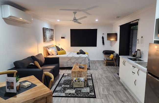Jubri's Hideaway - Photo 4
