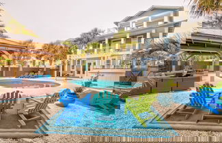 Foto 1 - A Piece of Heaven by Avantstay Private Pool Sleeps 14 Pet-friendly