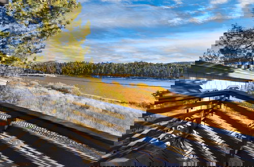 Photo 51 - Viewtopia by Avantstay Lakefront Views Hot Tub