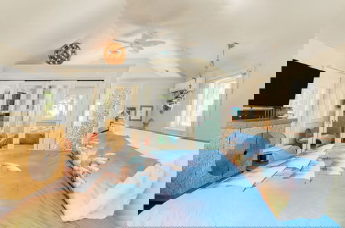 Foto 14 - Midnight Cowboy by Avantstay 3 Artistic Spaces