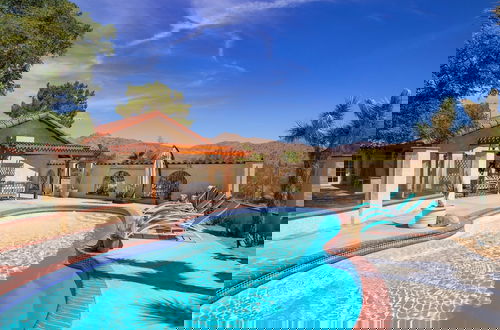 Foto 12 - Desert Shadows by Avantstay Breathtaking Views Pool