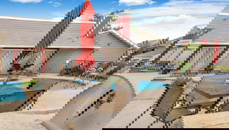 Foto 1 - Landing Grand Prairie