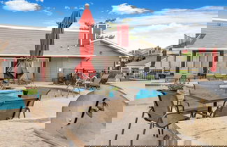 Foto 1 - Landing Grand Prairie