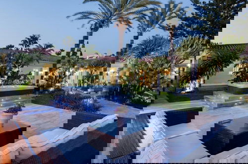 Foto 9 - Modern Versace-themed Villa