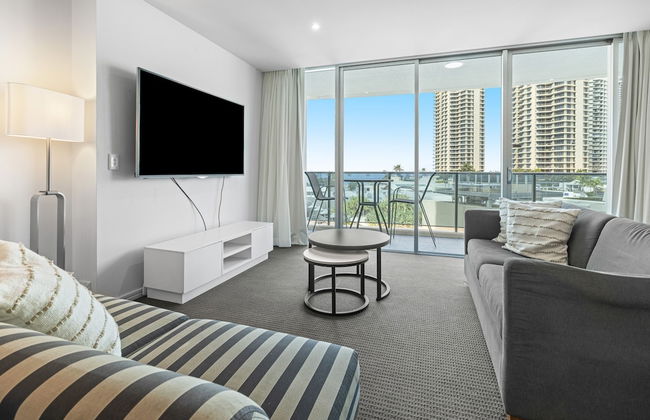 Pool and Ocean Views at the H-Residences - Photo 16