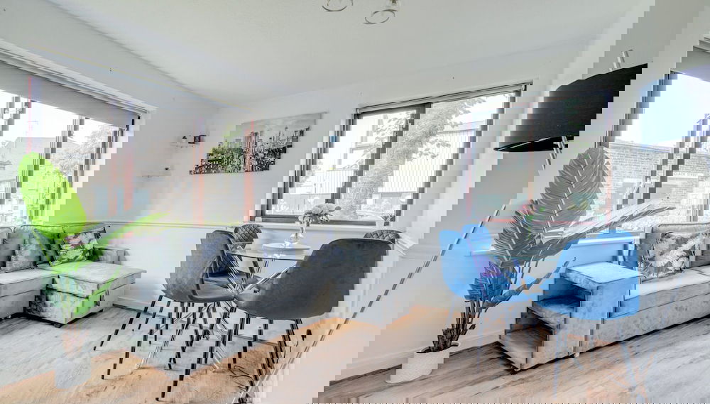 Primary image