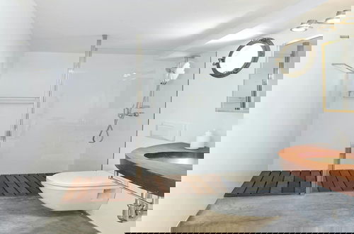 Foto 21 - Luxury Villa With sea and Sunsets Views