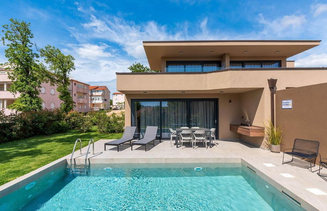 Apartment in Croatia Near the Sea With Pool - Photo 39