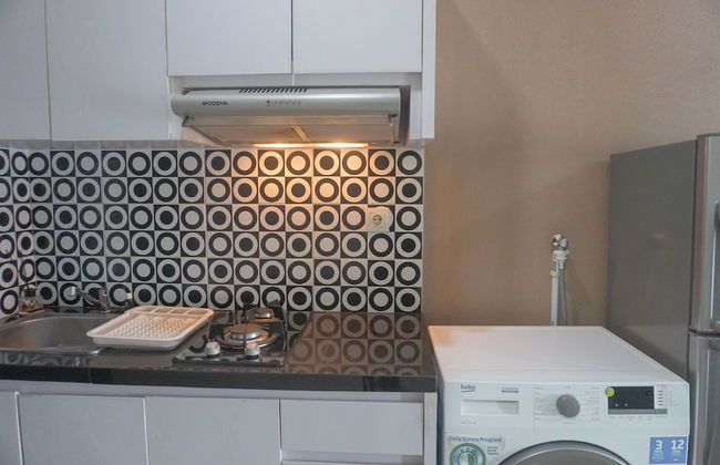 Minimalist And Relaxing Studio Room At Tamansari Semanggi Apartment - Photo 9