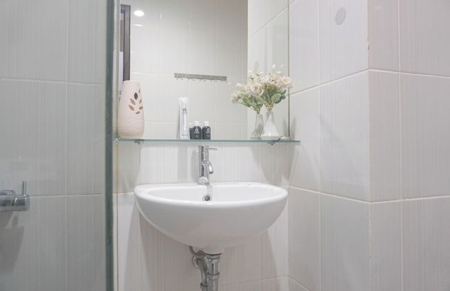 Minimalist And Relaxing Studio Room At Tamansari Semanggi Apartment - Photo 14