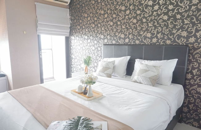 Minimalist And Relaxing Studio Room At Tamansari Semanggi Apartment - Photo 4