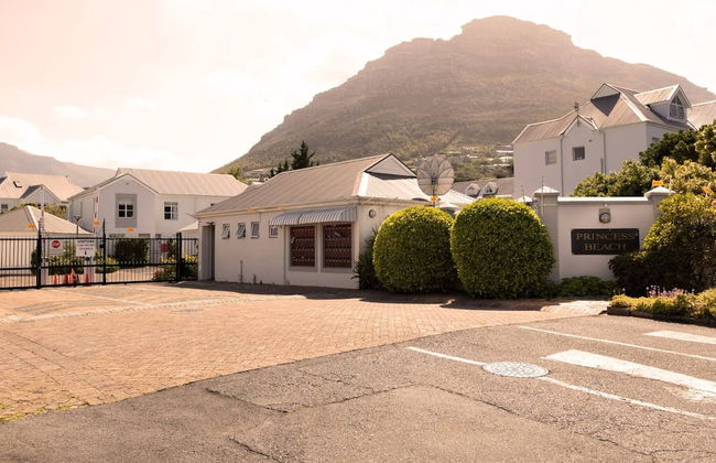 2 Bedroom Apartment, Princess Beach Club, Houtbay - Foto 33