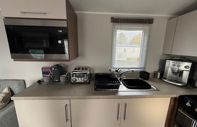 Berwick-upon-tweed - Caravan - Sleeps 6 - Parking - Foto 16
