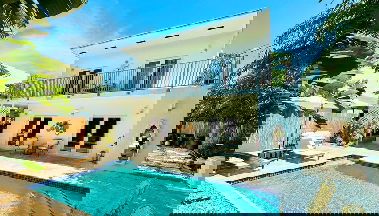 Foto 1 - Islands Inn on the Drive - Poolside Paradise Suite - A1