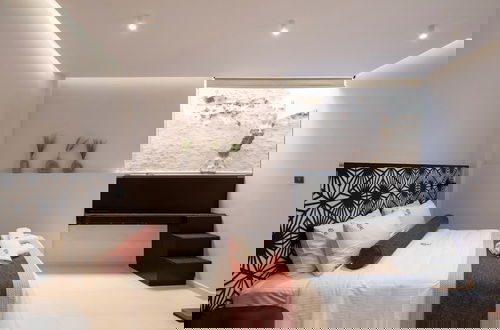 Photo 5 - Citrus Daliani Rooms