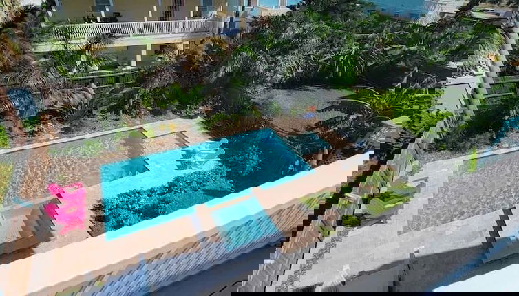 Foto 1 - Tranquil Turquoise Retreat