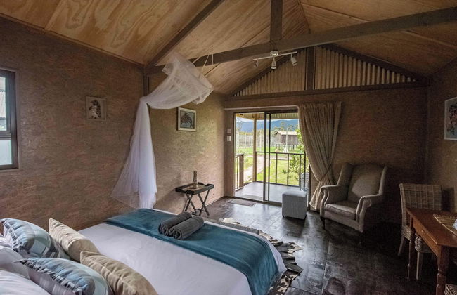 Sleep Whiskers Away From the Lions and " Feel " Them Roar! Cabin 4 - Foto 2