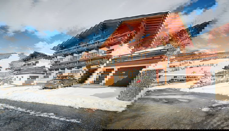 Photo 1 - Delfi Ski & Bike Apartments
