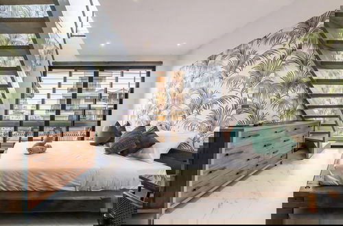 Photo 2 - Lofty Comfort Stay-Relax by Soben Home