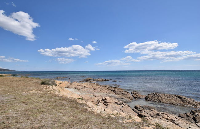 House By The Sea - Photo 11