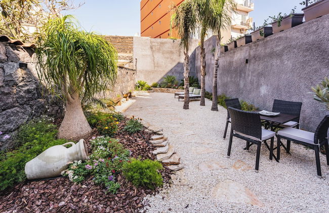 Leone Apartment with Garden - Foto 19