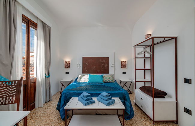 Sorella Luna Room Boutique - Photo 9