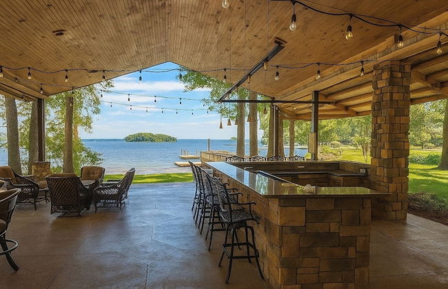 Luxury Lakefront 4br: Jacuzzi, Game Room & Wi-fi - Foto 11