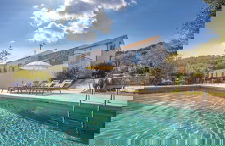Photo 2 - Villa Apanemia Mare