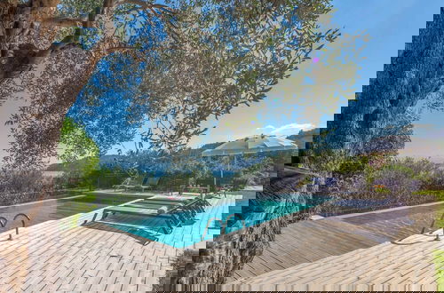 Photo 1 - Villa Apanemia Mare