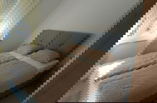 Foto 4 - Cozy Apartment Bili