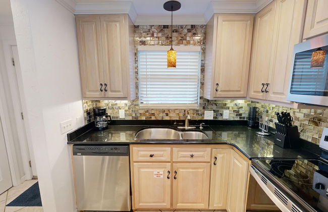Sandpiper Cove 1086 2 Bedroom Condo by RedAwning - Photo 13
