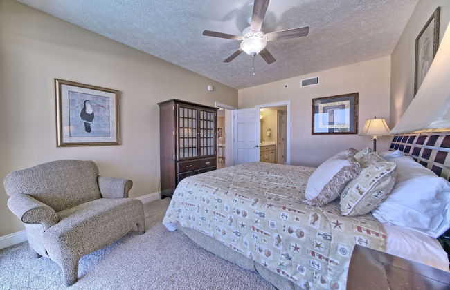 Beautiful Beachfront Condo with Pool View - Unit 0203 by RedAwning - Foto 11