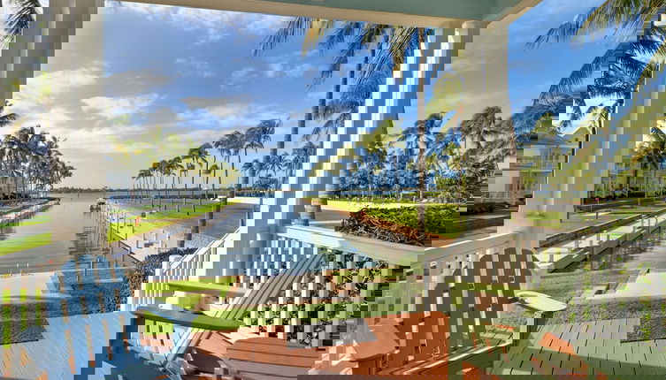 Foto 1 - Waterfront Luxury Villa With Sunset Views And Boat Slip 3 Bedroom Townhouse by RedAwning