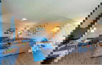 Foto 1 - Atmospheric Detached Villa Near Beach