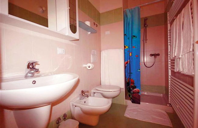 Residence Oasi del Viandante, Dervio - Photo 6