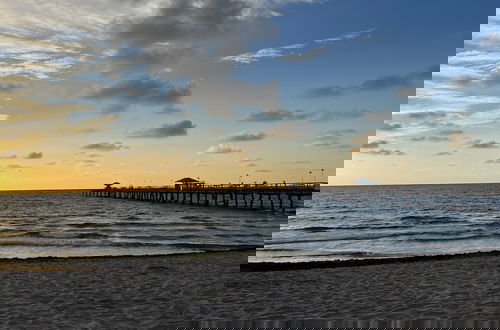 Foto 49 - Luxury Home Villa D' Amore Southern Florida Paradise Sleeps 10 5 Bedroom Villa by RedAwning