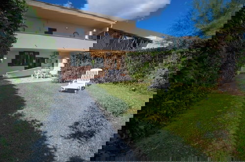 Photo 21 - Le Onde Apartment 3 With Pool and Sea