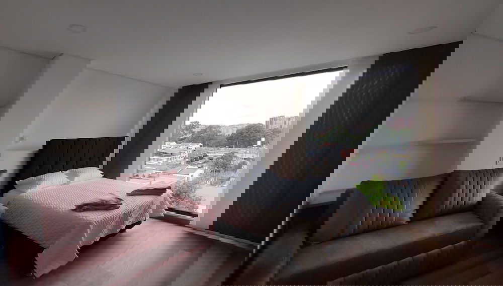 Primary image