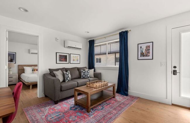 Charming Nashville Getaway 2 Bedroom Apts - Photo 19