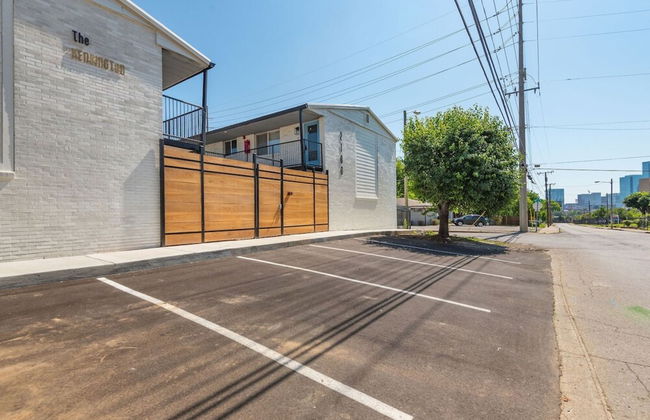 Explore Nashville From Your Stylish Unit 2 Bedroom Apts - Photo 33