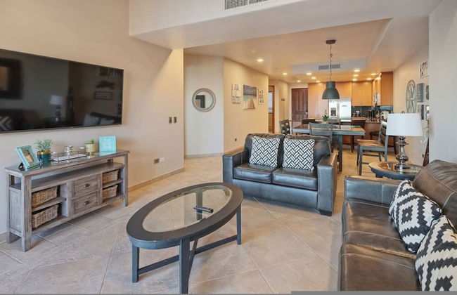 Luxury Las Palomas Oceanview Condo - Phase 2 - Photo 36