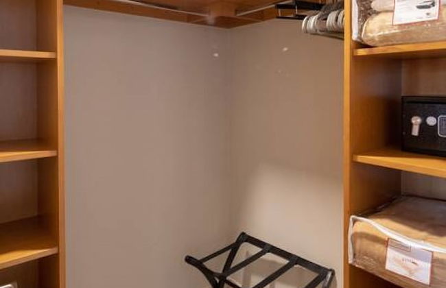 Luxury Las Palomas Oceanview Condo - Phase 2 - Photo 18