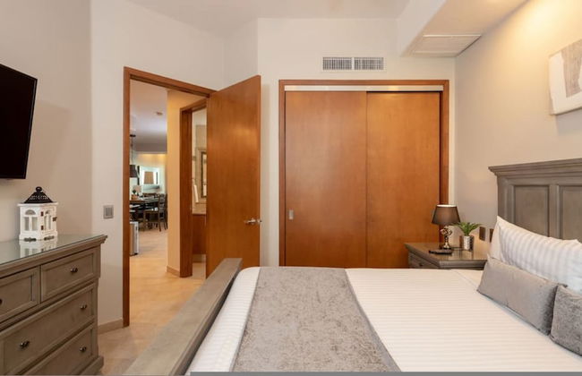 Luxury Las Palomas Oceanview Condo - Phase 2 - Photo 12