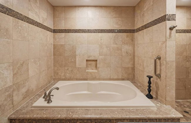 Luxury Las Palomas Oceanview Condo - Phase 2 - Photo 30