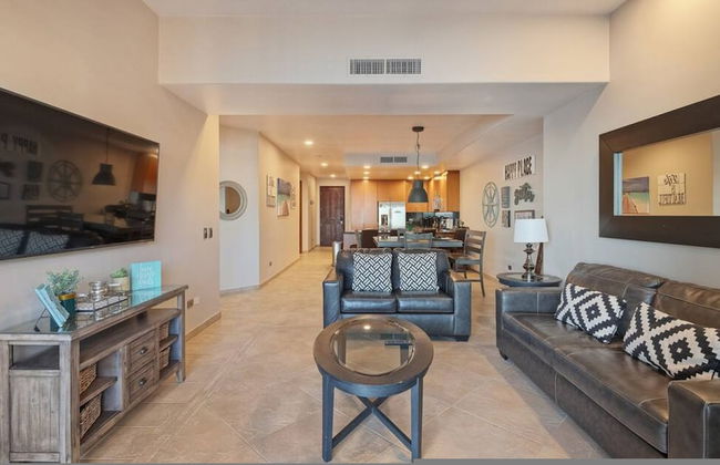 Luxury Las Palomas Oceanview Condo - Phase 2 - Photo 9
