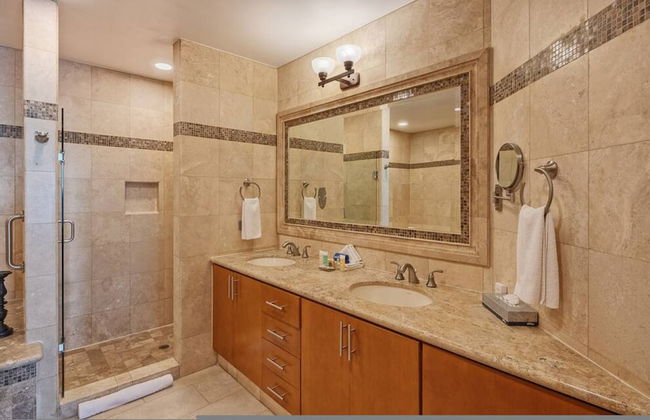 Luxury Las Palomas Oceanview Condo - Phase 2 - Photo 26