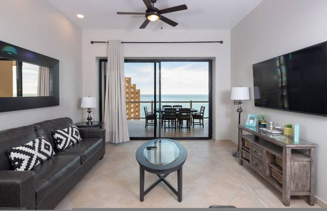 Luxury Las Palomas Oceanview Condo - Phase 2 - Photo 4