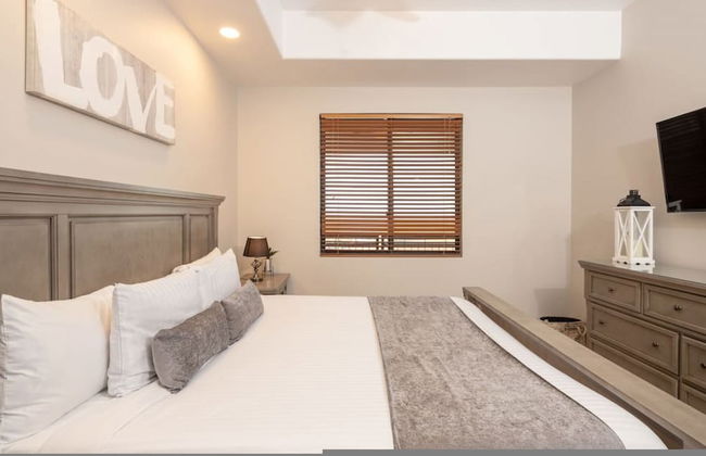 Luxury Las Palomas Oceanview Condo - Phase 2 - Photo 10