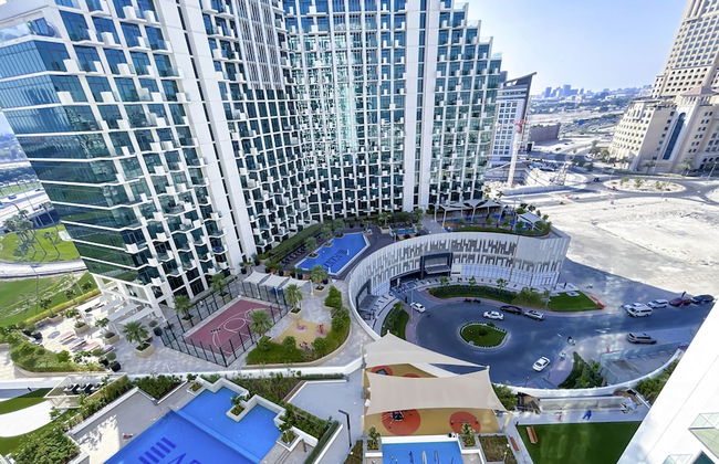 Cozy 1BR With Balcony & Views in Azizi Fawad - Foto 25