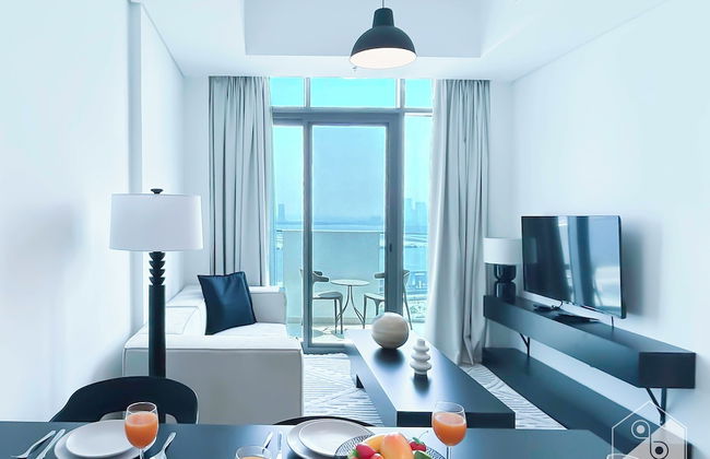 Cozy 1BR With Balcony & Views in Azizi Fawad - Foto 33